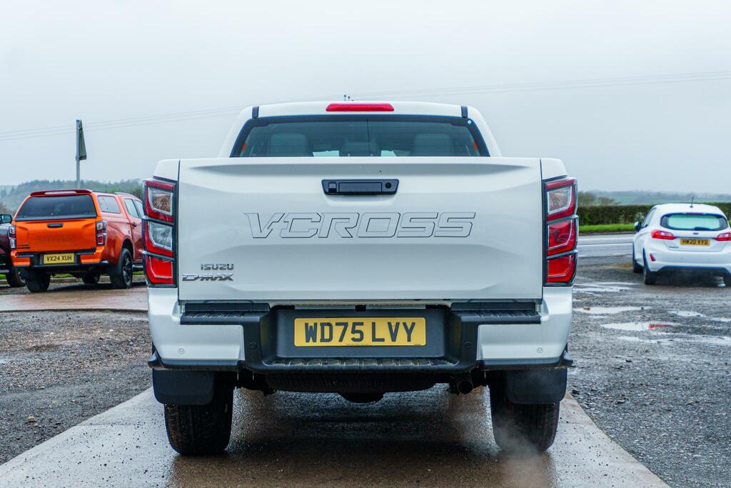 Isuzu D-Max 1.9 Td V-cross Pickup Double Cab 4 White #6