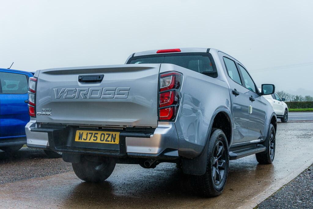 Isuzu D-Max 1.9 Td V-cross Pickup Double Cab 4 Silver #4