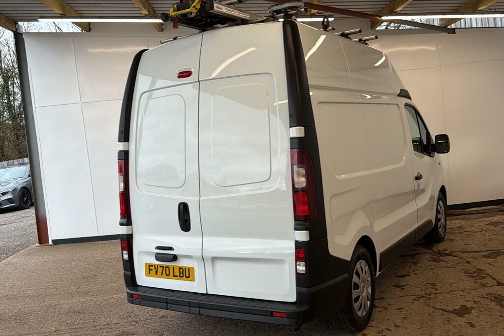 Renault Trafic 2.0 Dci Energy 30 Business Panel Van M FV70LBU White #4