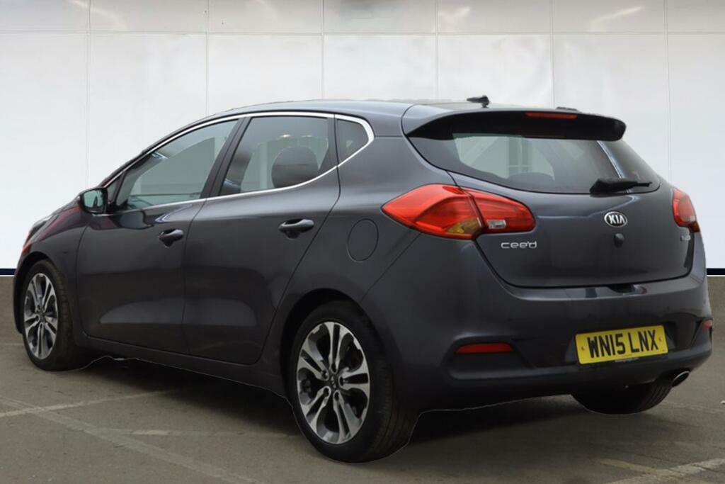 Kia Ceed 1.6 Crdi Ecodynamics 4 Tech Hatchback M Silver #3