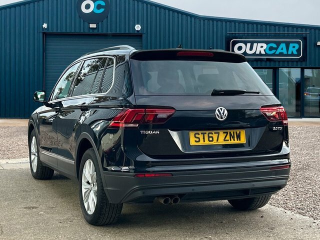 Volkswagen Tiguan 2017 2.0 Tdi Se Navigation Suv Dsg Euro ST67ZNW Black #5