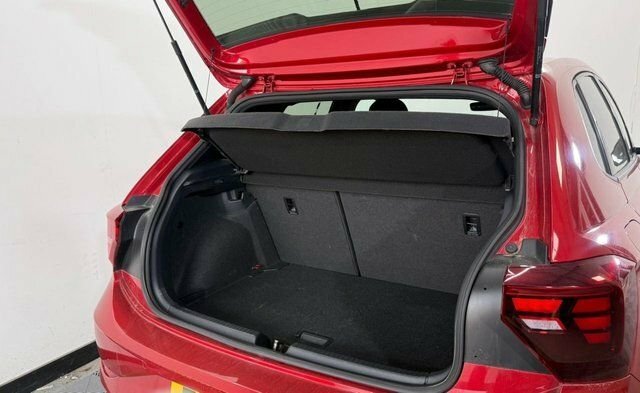 Volkswagen Polo 1L R-line EA72NJO Red #4