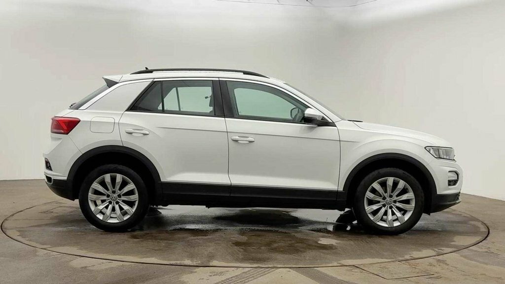 Volkswagen T-Roc 1L Se GF70FKM White #5
