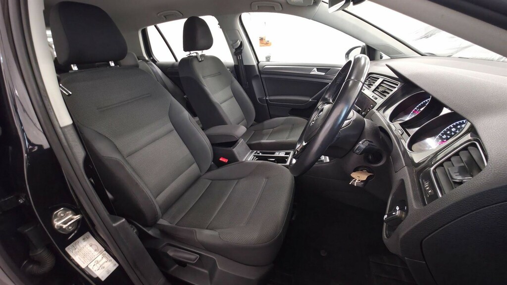 Volkswagen Golf 1.4 Tsi Se Nav Euro 6 Ss LE18GDO #2