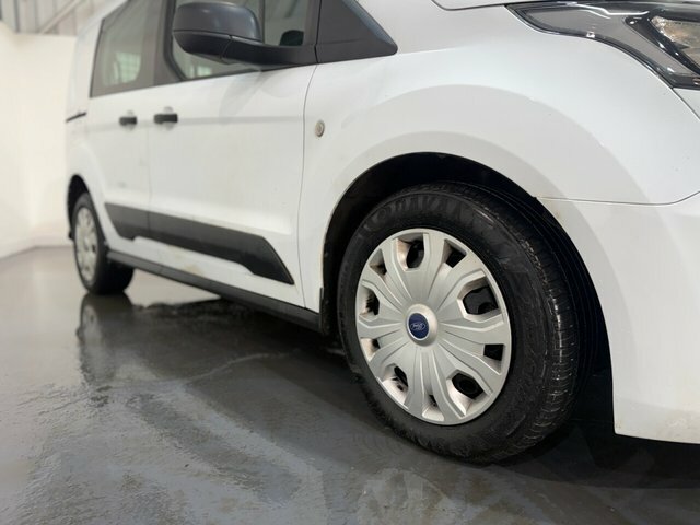 Ford Transit Connect 1.5 220 Ecoblue Trend Crew Van Double Cab 6Dr Dies BL70FSK White #6
