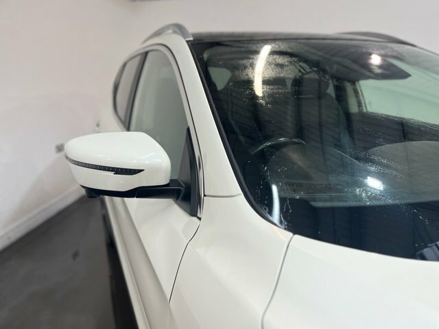 Nissan Qashqai 1.5 Dci Tekna 114 Bhp BG19TXX White #6