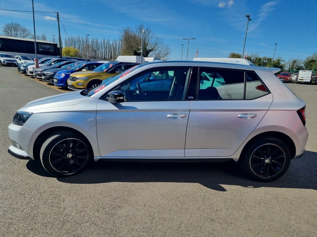 Skoda Fabia 1L Monte Carlo KV68FYY Silver #6