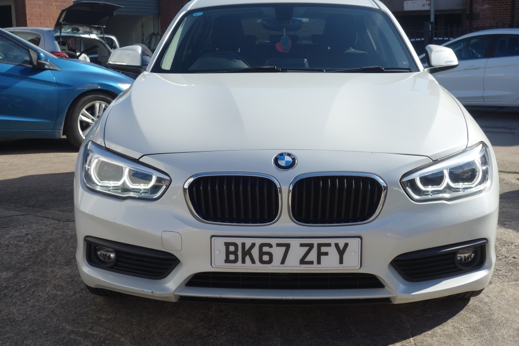 BMW 1 Series 1.5 116D Se BK67ZFY White #2
