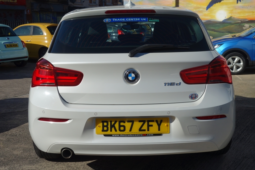 BMW 1 Series 1.5 116D Se BK67ZFY White #6