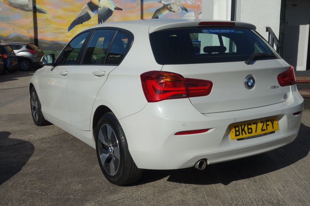 BMW 1 Series 1.5 116D Se BK67ZFY White #5
