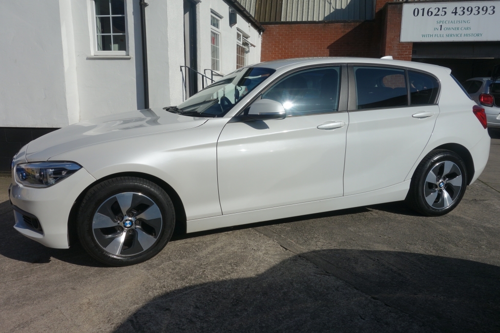 BMW 1 Series 1.5 116D Se BK67ZFY White #4