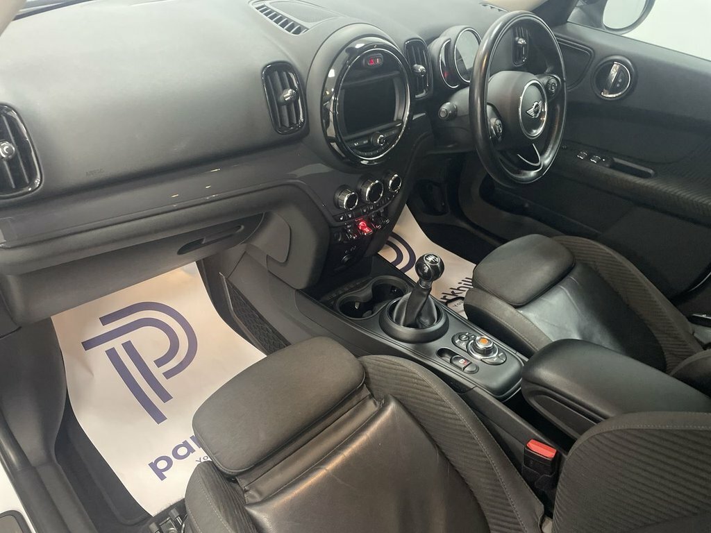 Mini Countryman 1.5L Cooper R1HEG White #4