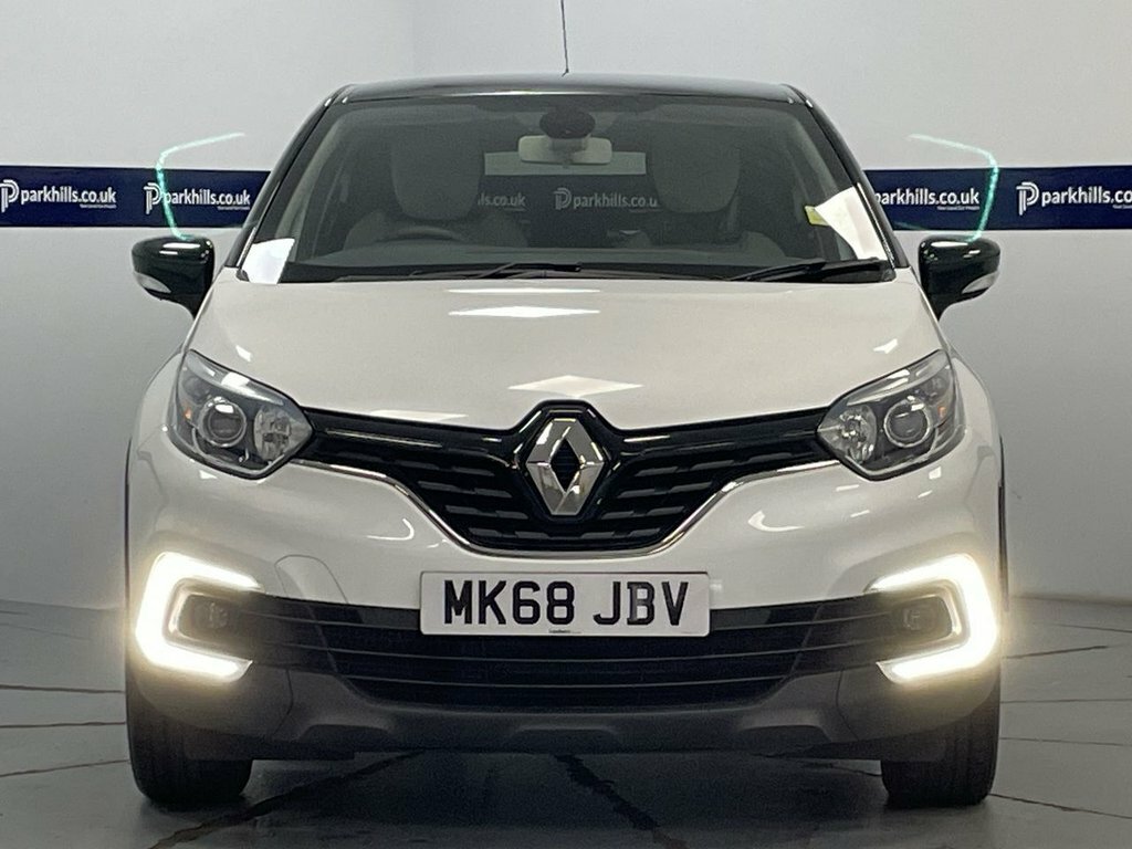 Renault Captur 0.9L Iconic MK68JBV White #6