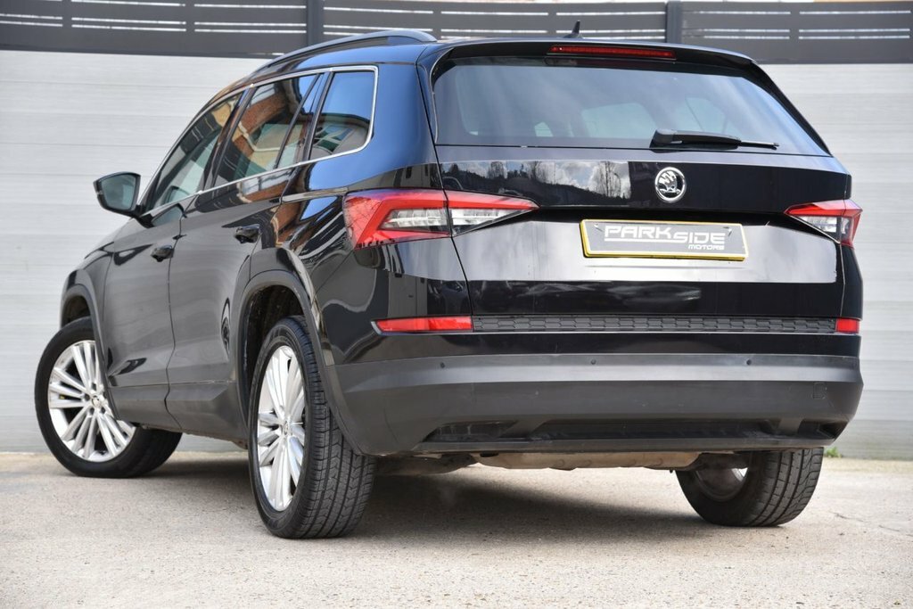 Skoda Kodiaq 2L Se L AJ18KVW Black #3