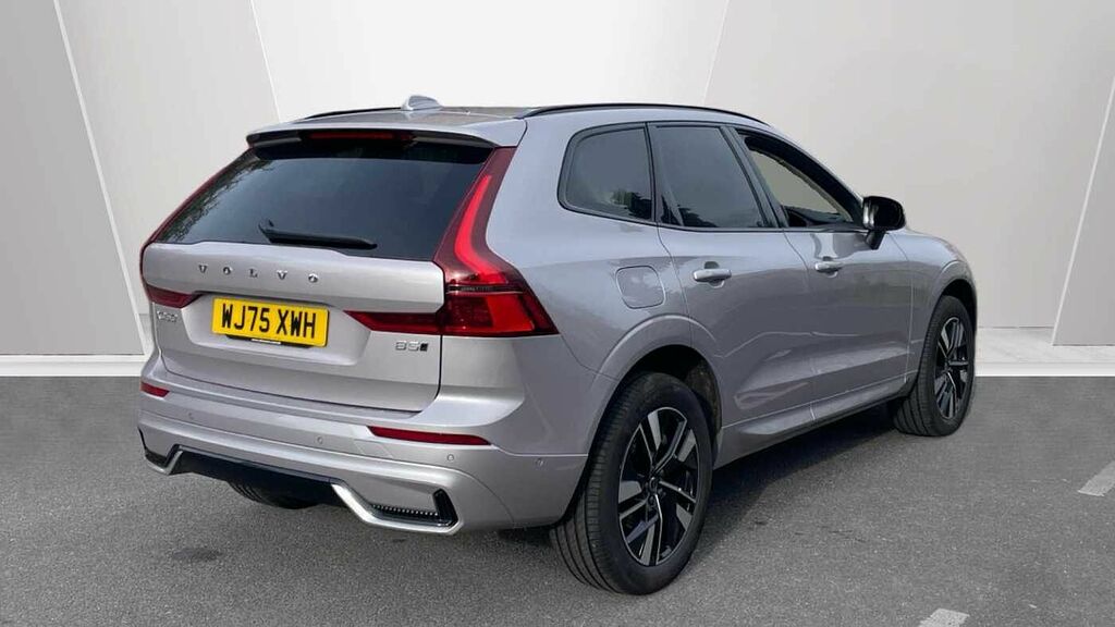 Volvo XC60 2.0 B5p Plus Dark Awd Geartronic WJ75XWH Silver #2