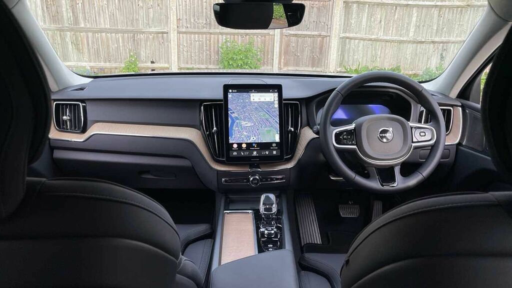 Volvo XC60 2.0 B5p Plus Dark Awd Geartronic WJ75XWH Silver #5