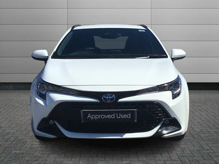Toyota Corolla 1.8 Vvt-i Hybrid 140 Commercial White #5