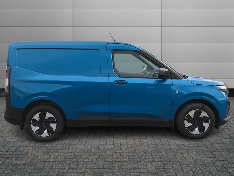 Ford Transit Courier Trend Van 43Kwh Drive 136Ps Fwd 1 Speed A SY25PGZ Blue #5