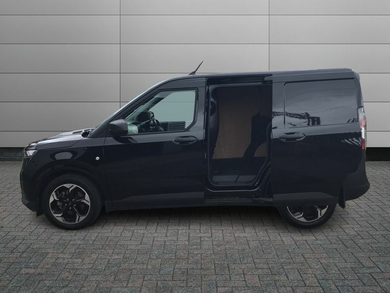 Ford Transit Courier Trend Van 43Kwh Drive 136Ps Fwd 1 Speed A SM25YJV Black #6