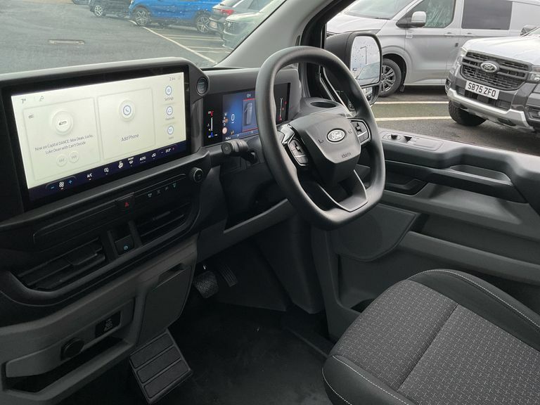 Ford Transit Custom V710 Trend Van 320 L1 2.0L Ecoblue 136Ps Fwd 8 Spe SM75XMW Black #3