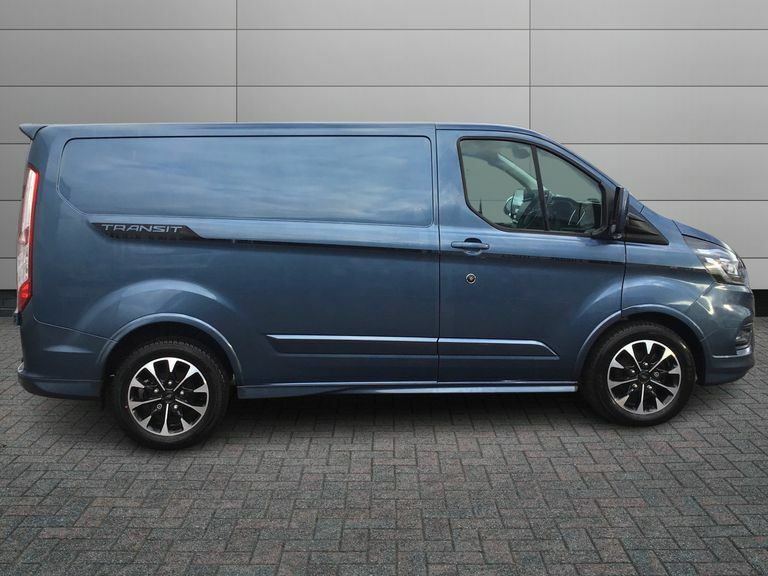 Ford Transit Custom 2.0 Ecoblue 185Ps Low Roof Sport Van SV21BGB Blue #5