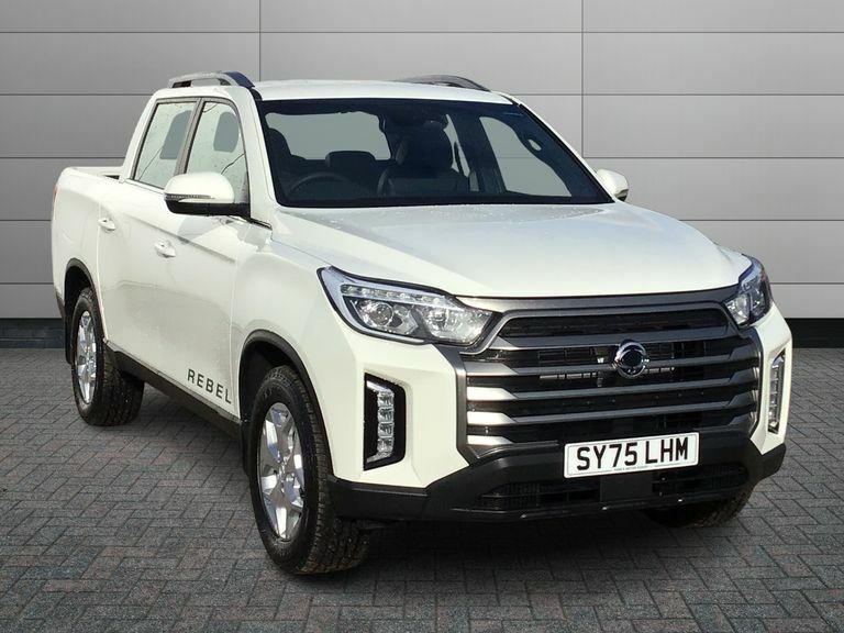 SsangYong Musso 2.2 Double Cab Pick Up Rebel White