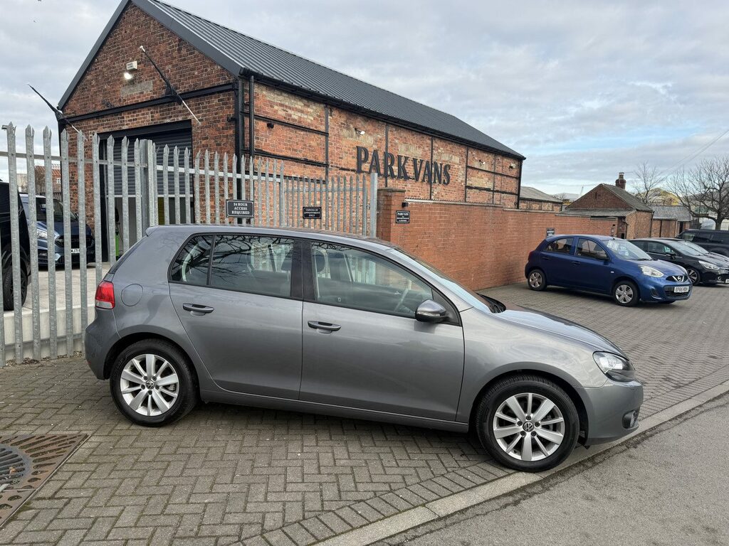 Volkswagen Golf 2.0 Tdi Se Dsg  #2