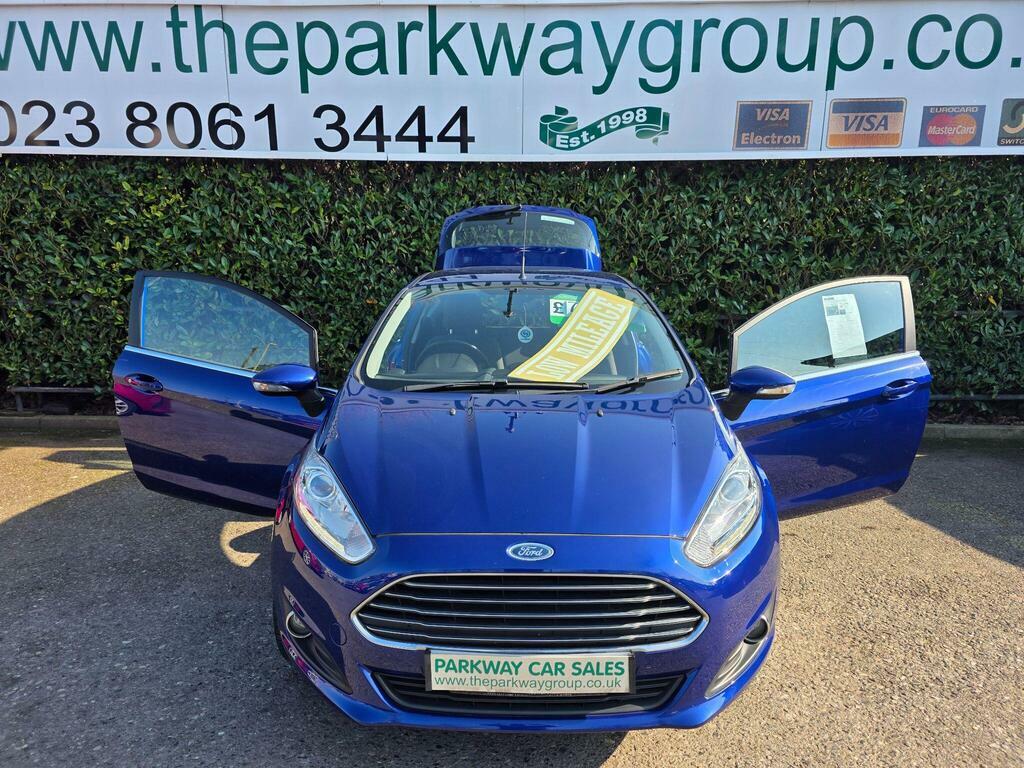 Ford Fiesta 1.25 Zetec Euro 6 Blue