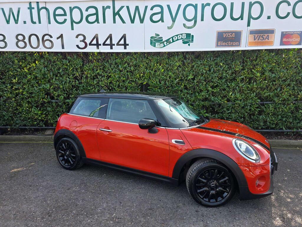 Mini Hatch 1.5 Cooper Classic Euro 6 S S Orange