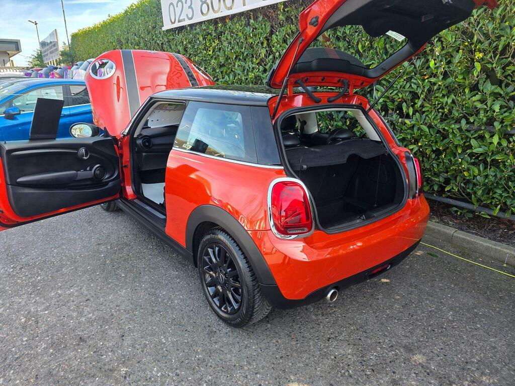 Mini Hatch 1.5 Cooper Classic Euro 6 S S HF69LYP Orange #6