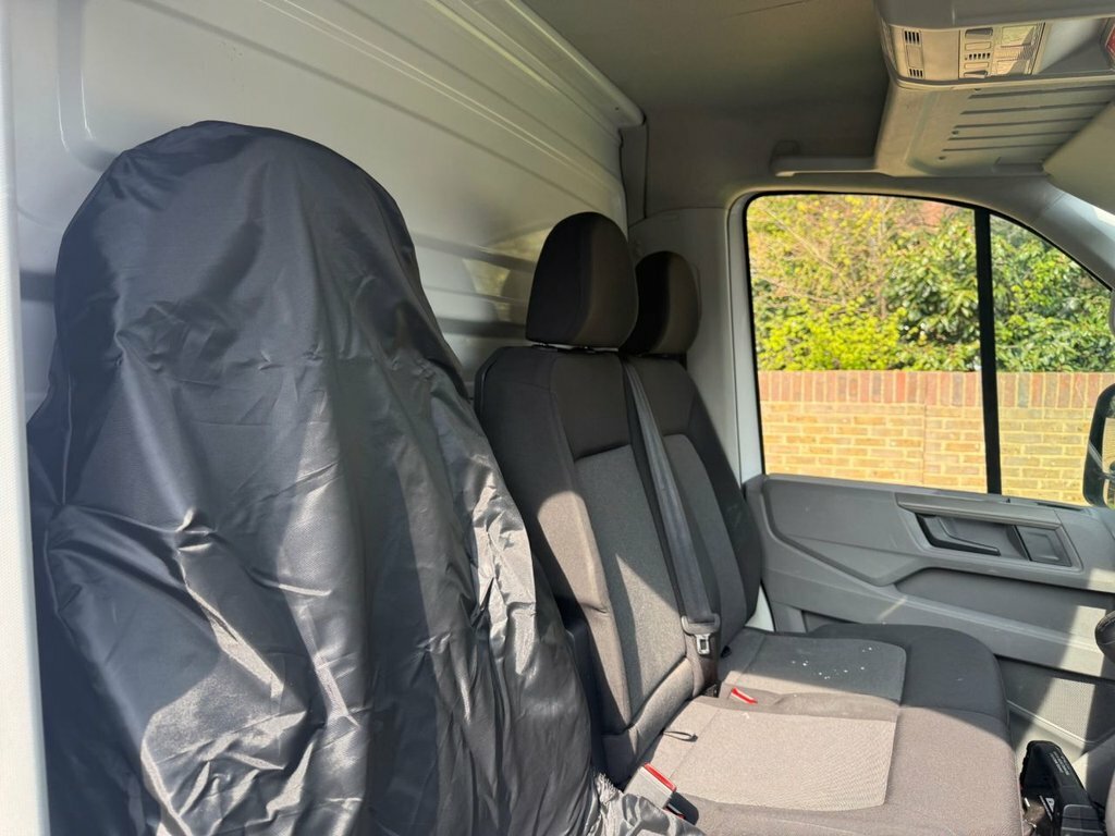 Volkswagen Crafter 2L Startline DL68TSO White #5