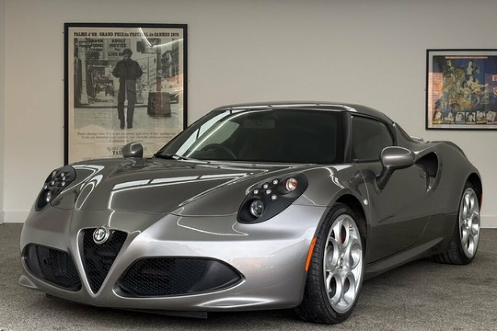 Alfa Romeo 4C Coupe 2dr Red #19