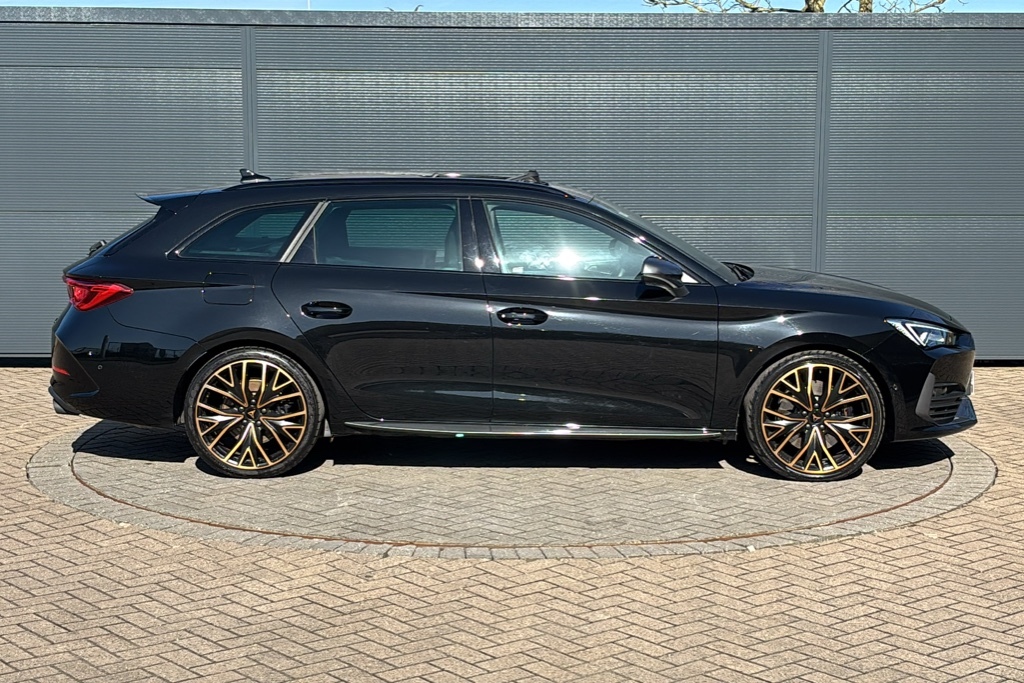Cupra Leon 2.0 Tsi Vz2 Design Edition Dsg 4Drive 310 Ps DE24ULA Black #4