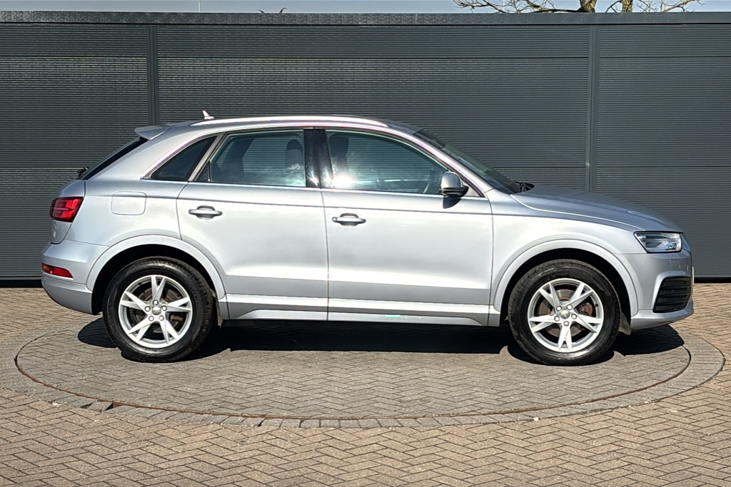 Volkswagen Tdi Bluemotion Tech Se Blue #4