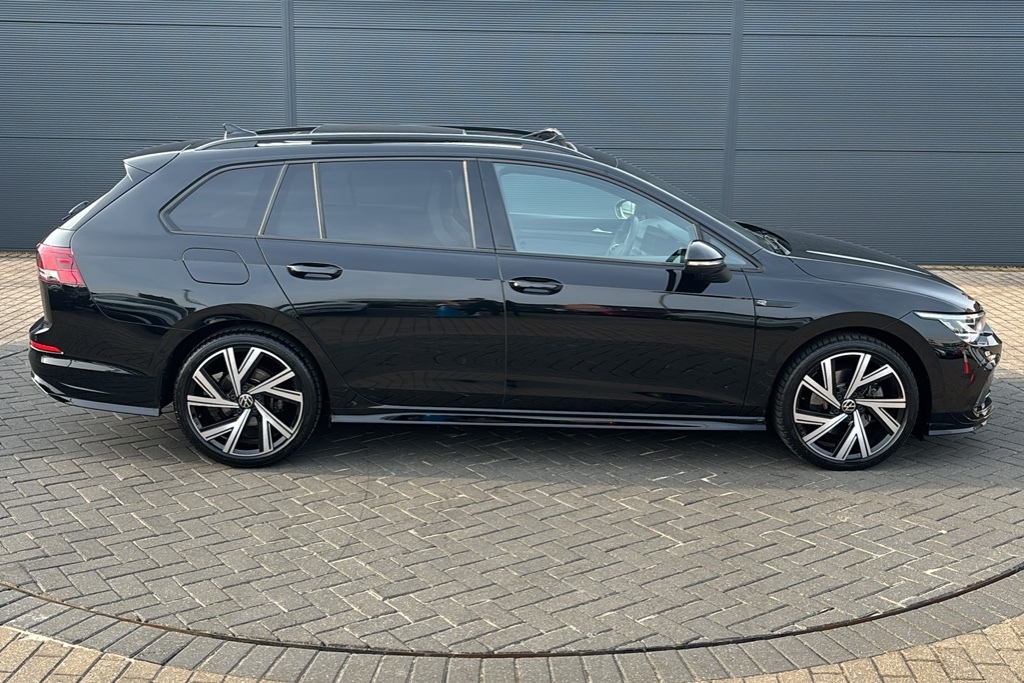Volkswagen Golf 2.0 Tdi 150 R-line Dsg 150 Ps Black #4