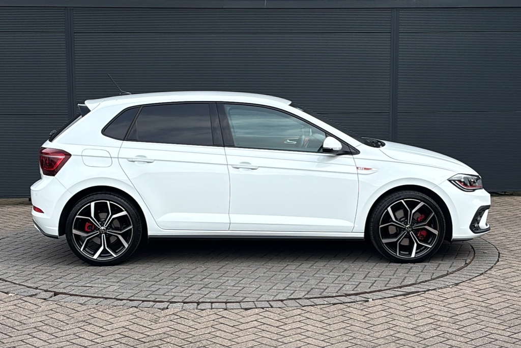 Volkswagen Polo 2.0 Tsi Gti Dsg 207 Ps FN75KLF White #4