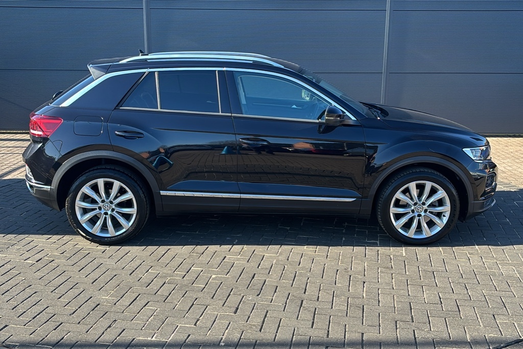 Volkswagen T-Roc 2.0 Tsi 4Motion Sel Dsg 190 Ps KV18HKX Black #4