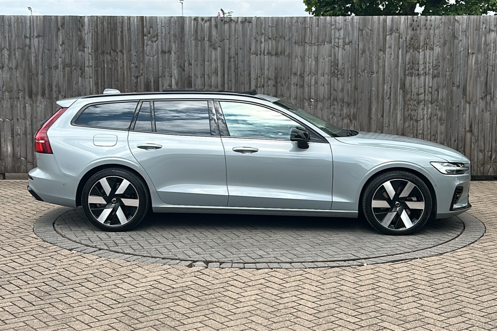 Volvo V90 Cross Country V90 Plus T6 Phev Awd Silver #4