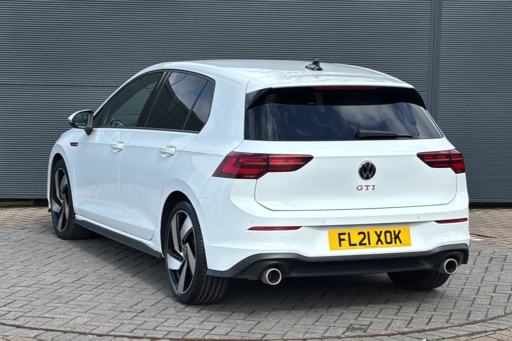Volkswagen Golf 2.0 Tsi Gti 245 Ps White #3