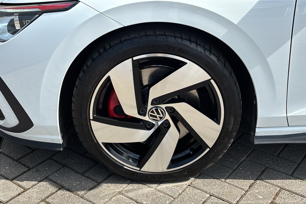 Volkswagen Golf 2.0 Tsi Gti 245 Ps White #5
