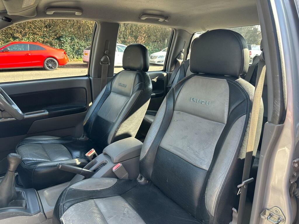 Isuzu Rodeo 2.5 Td Denver 2007 Black #25