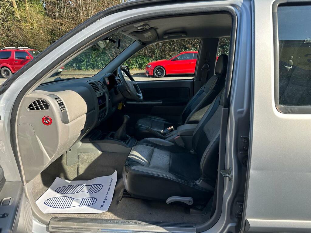 Isuzu Rodeo 2.5 Td Denver 2007 Black #23