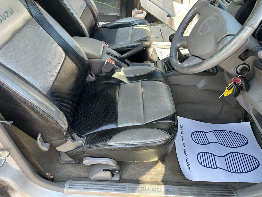 Isuzu Rodeo 2.5 Td Denver 2007 Black #10