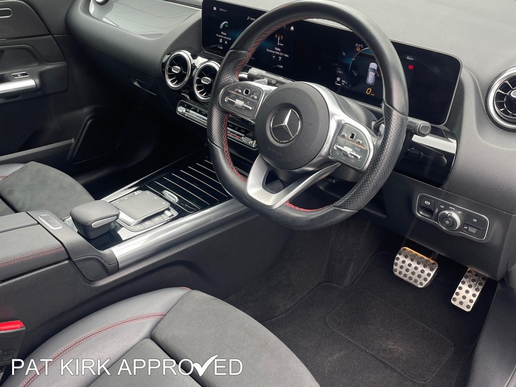 Mercedes-Benz GLA Class Gla 200D Amg Line Executive Silver #4