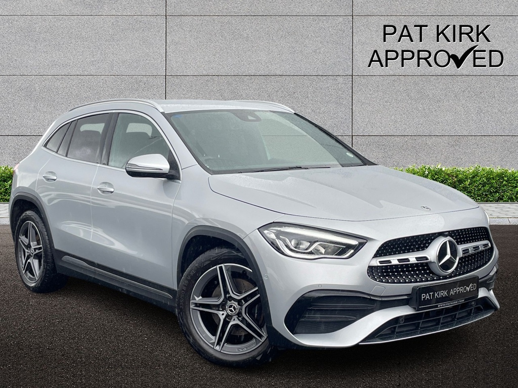 Mercedes-Benz GLA Class Gla 200D Amg Line Executive Silver