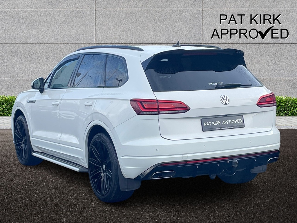 Volkswagen Touareg 3.0 V6 Tdi 4Motion R-line Tech Tip DSZ7030 White #2