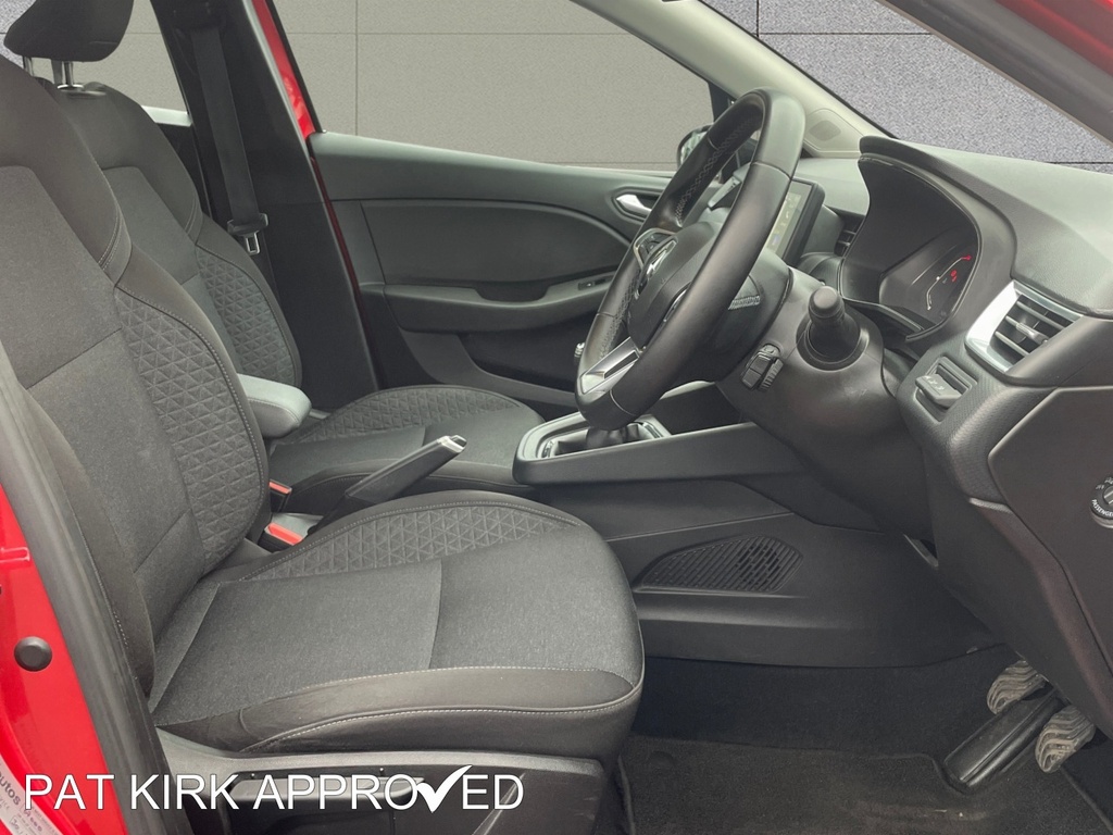 Renault Clio 1.0 Tce 90 Evolution AVZ4499 Red #5