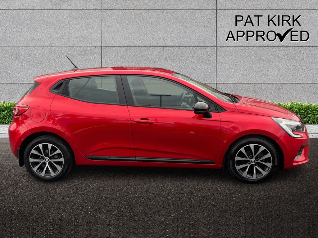Renault Clio 1.0 Tce 90 Evolution AVZ4499 Red #3