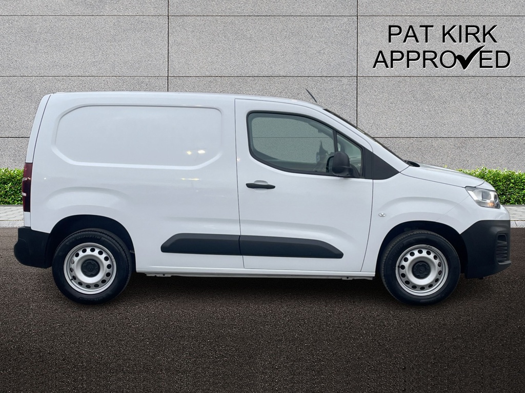 Citroen Berlingo 1.5 Bluehdi 1000Kg Enterprise Ed 100Ps 6 Speed Ss LA72ZTD White #3