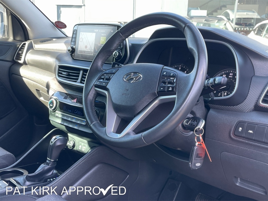 Hyundai Tucson 1.6 Crdi 136 Se Nav 2Wd Dct MJ70UET White #4